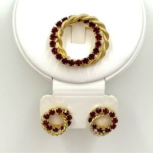 Elegant Gold Double Circle Wreath Red Gemstone Brooch & Clip Earrings Set